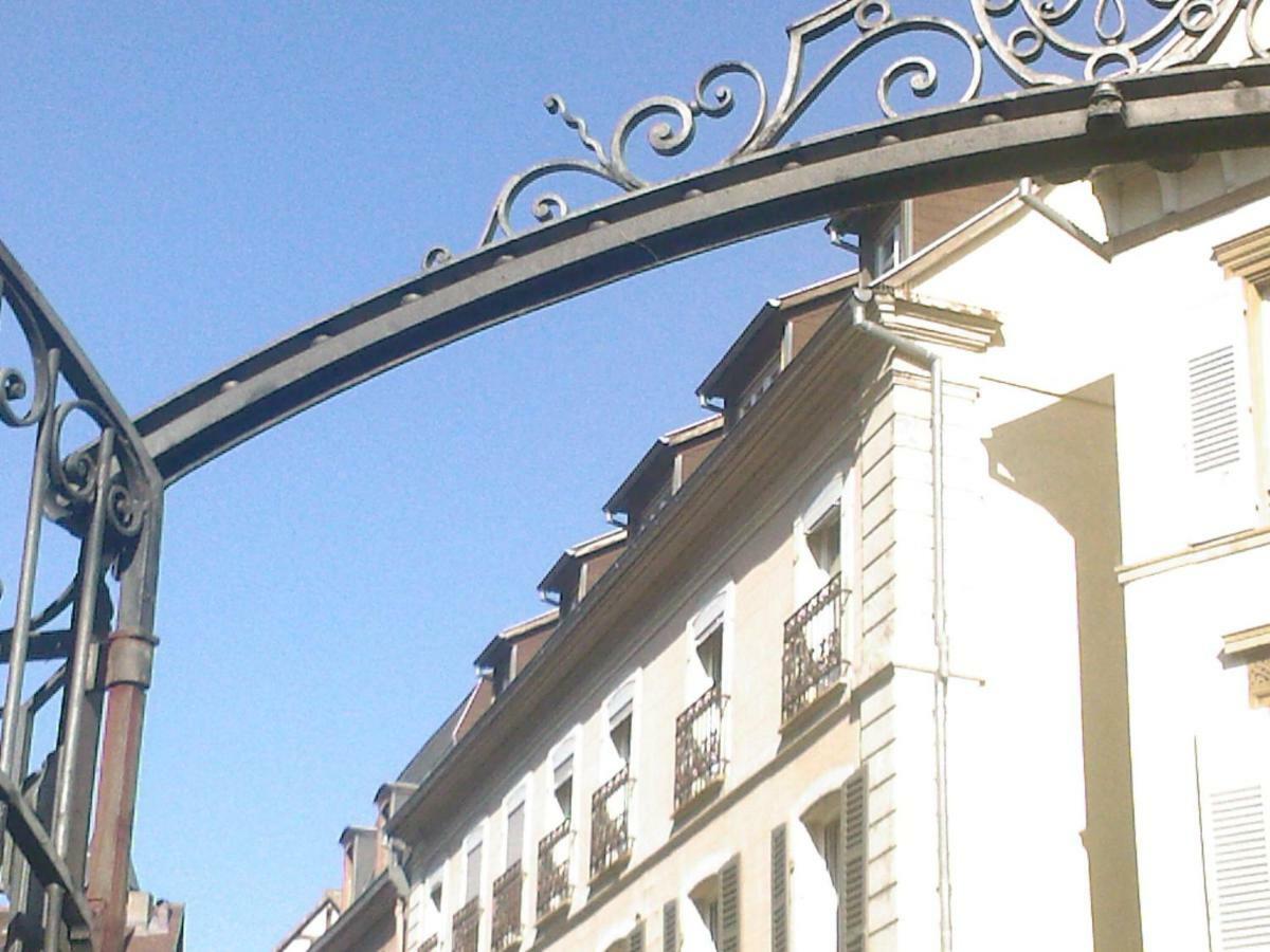 Aux Bijoux De Colmar - Le Saphir - 1 Parking Gratuit Apartment Exterior photo